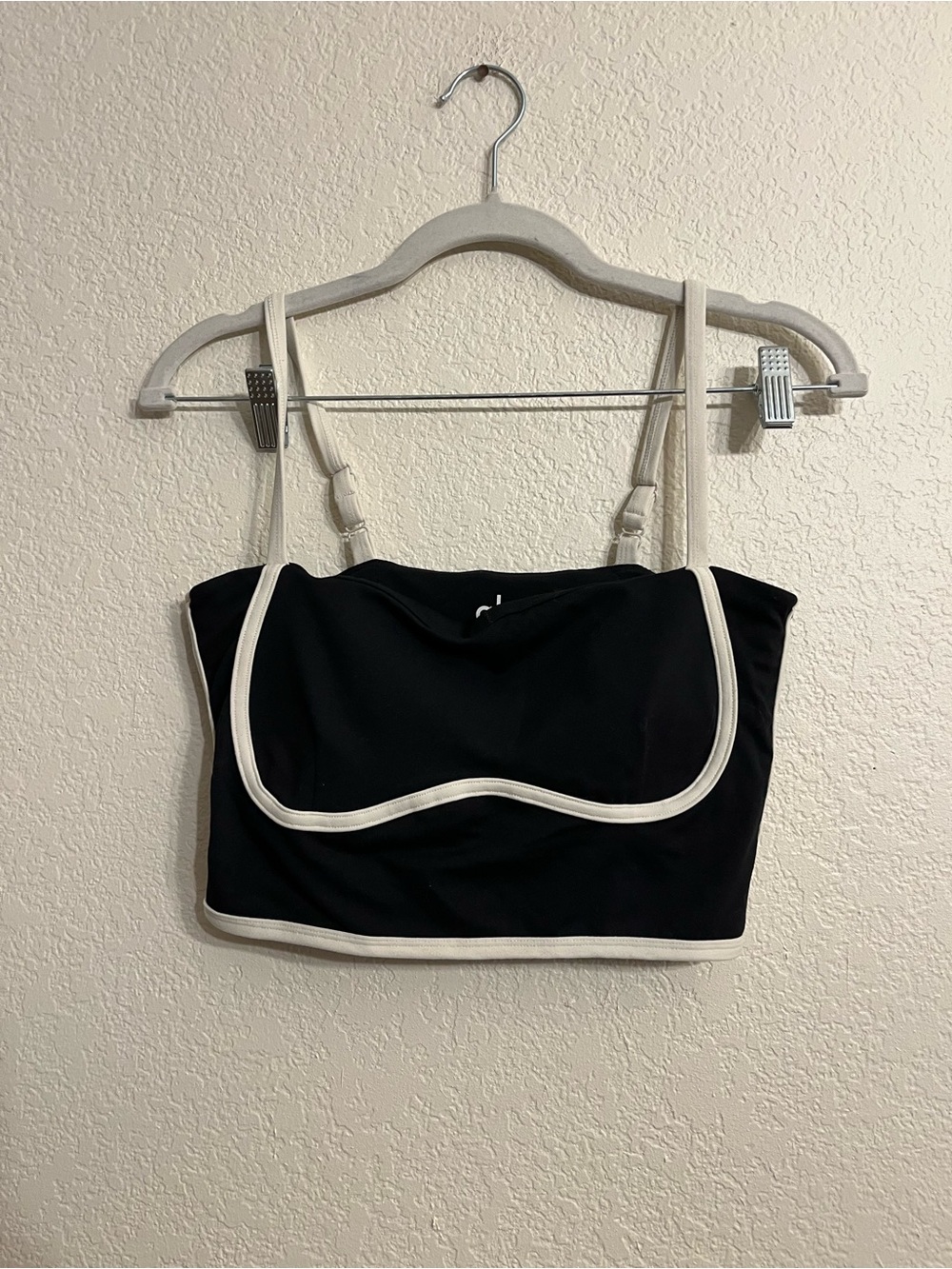 ALO Yoga Black sports bra/ mini Tank with Cream Trim and adjustable straps